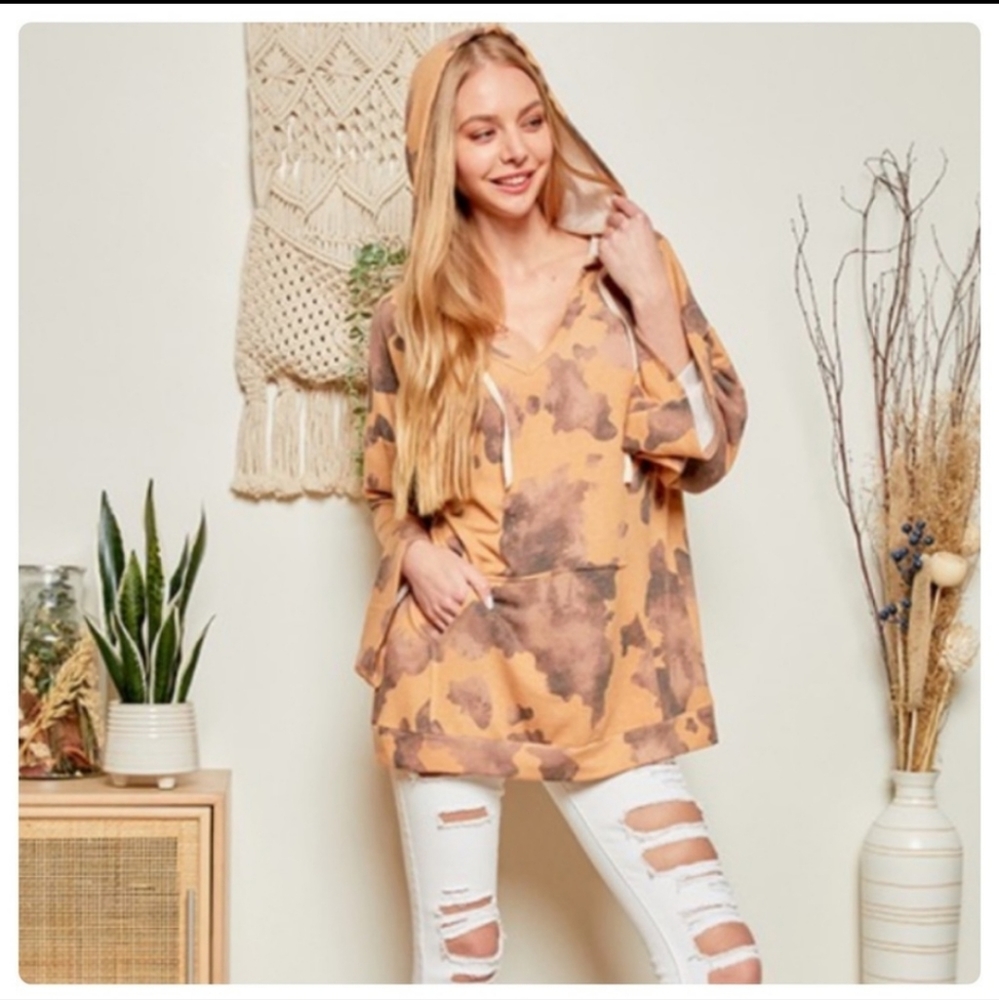 Oversized Leopard Print V-Neck Top Kangaroo Pocket Dramatic Sleeves Fall Med NEW